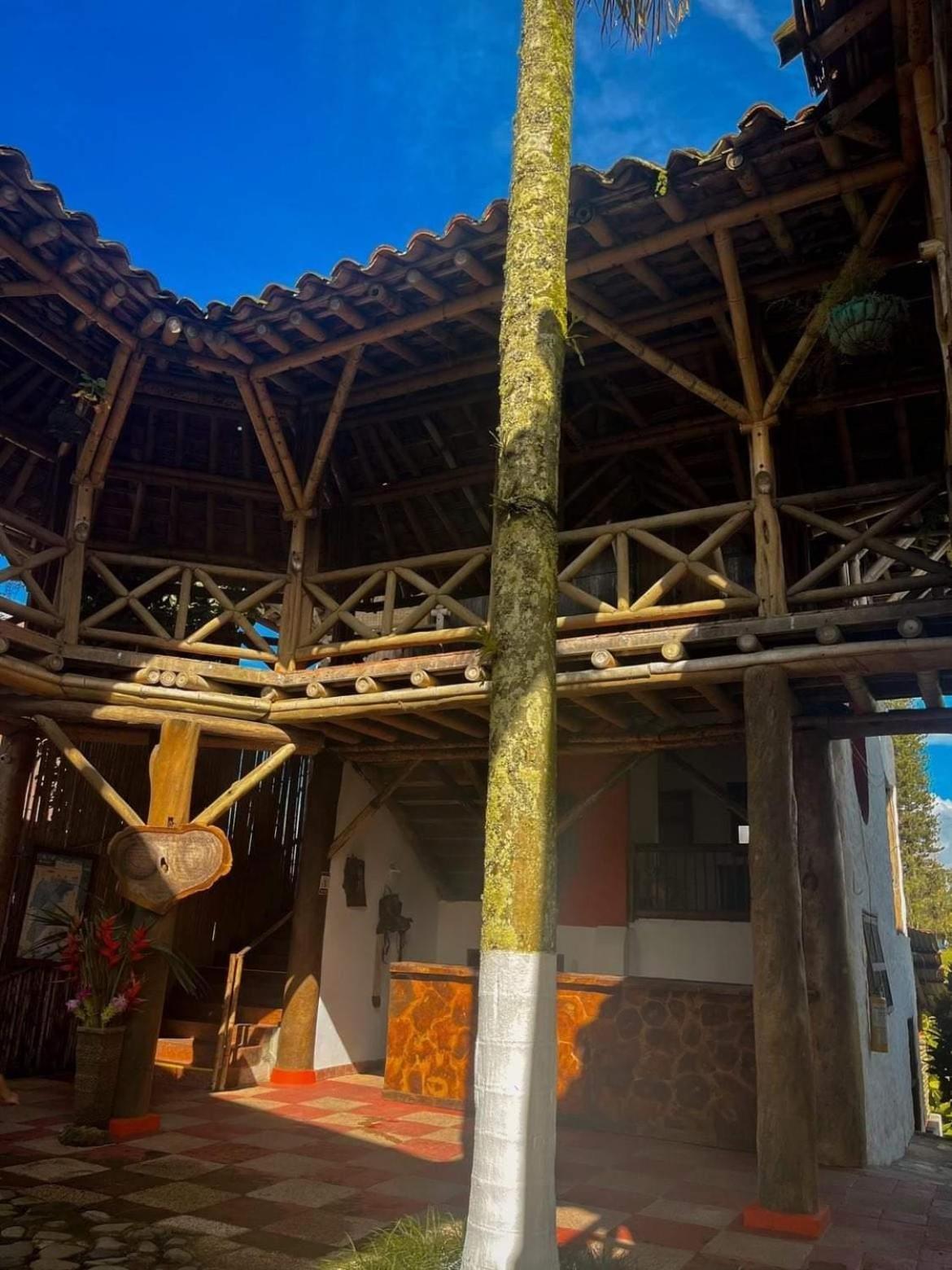 Hotel Cerca Panaca Eje Cafetero suites y cabanas Quimbaya Exterior foto